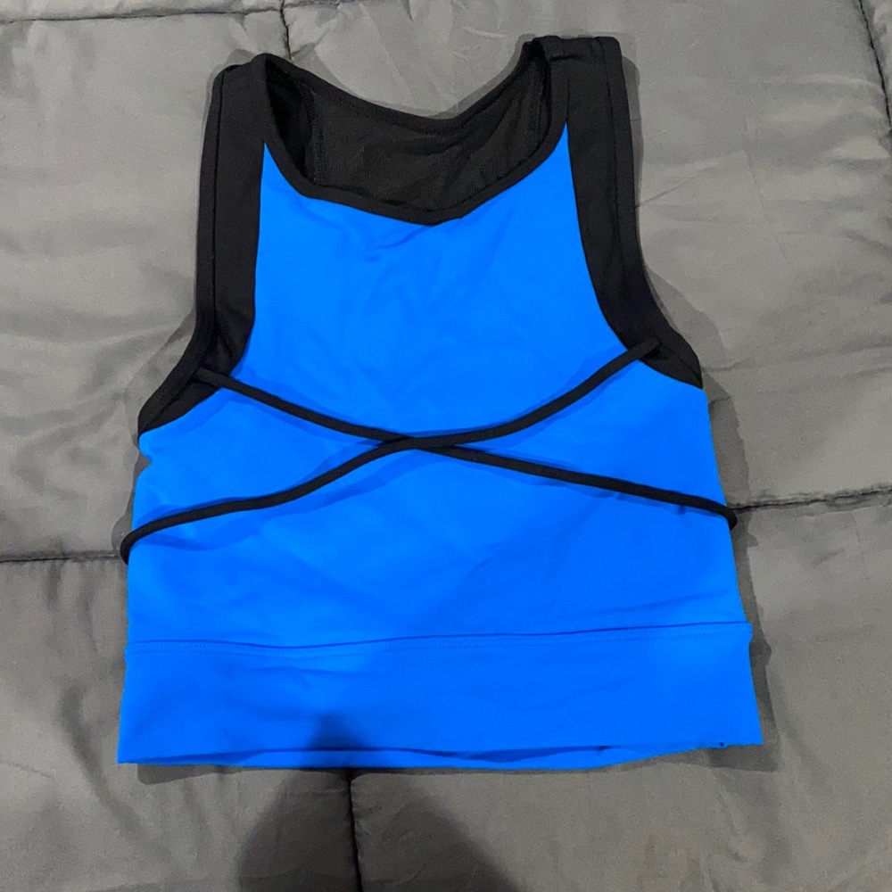 Lorna Jane crop top